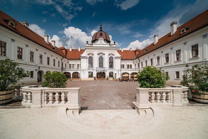 Private Sissi Palace Tour in Godollo City With Puszta Tour Option - Location and Duration