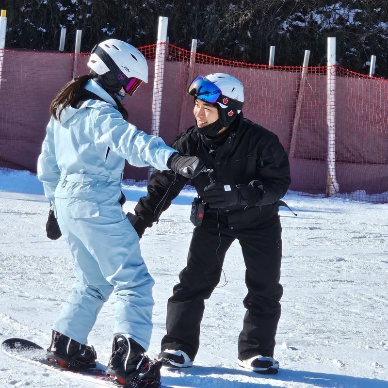 Private Ski & Snowboard Lessons at Elysian Gangchon - Who should book this experience?