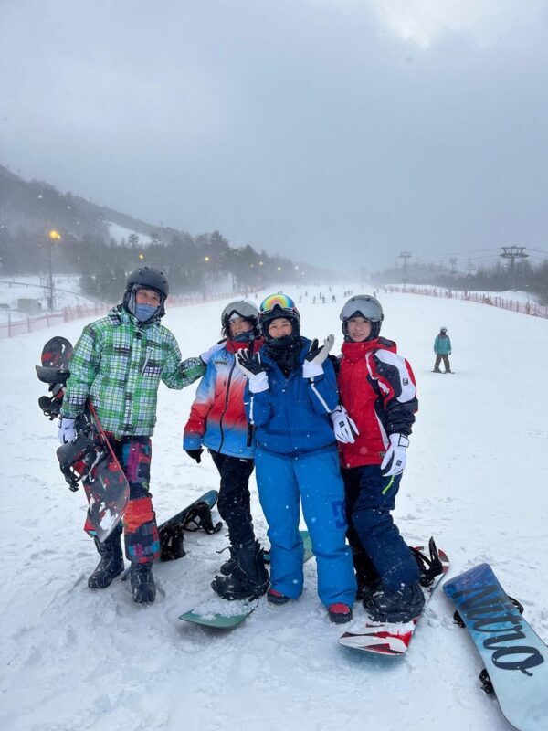 Private Ski & Snowboard Lessons by Experts at Alpensia - Tickets, Rentals, and Clothing to Arrange