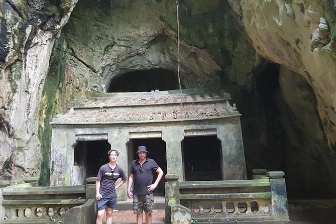 Private/Small Group to Marble Mountains- Hoi An City-Night Market - Night Market Experience