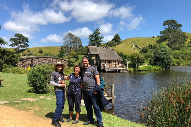 Private Small Group Tour From Auckland to Hobbiton Movie Set. - Cancellation Policy