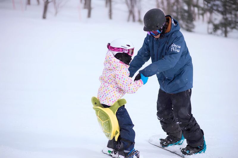 Private snowboarding or skiing lessons (Cantonese/Mandarin/English) at Sapporo Bankei/Sapporo Kokusai/Teine/Fus Snow Area/ONZE Snow Area - What to know before you book