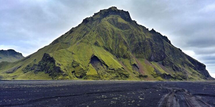 Private South Coast, Ice Cave, & Black Sands Tour - Experience