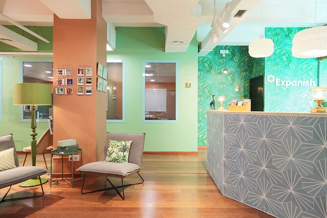 Private Spanish Classes in Barcelona - Accessibility and Amenities