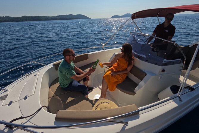 Private Speedboat Tour- Blue Cave, Sandy Beaches and Snorkelling - Meeting Point