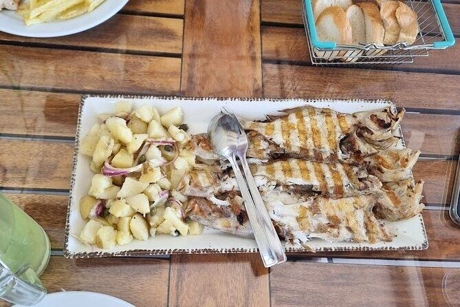 Private Speedboat Tour from Split to Hvar & Pakleni Islands - The Sum Up