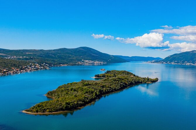 Private Speedboat Tour in Lux Marina and Secluded Beach 4H - Cancellation Policy