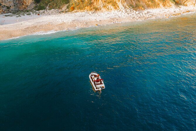 Private Speedboat Tour over Elaphiti Islands and Hidden Caves - Who Should Consider This Tour?