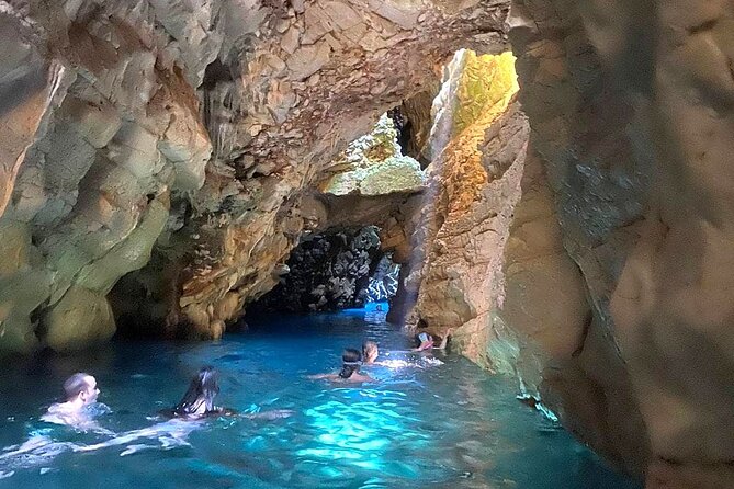 Private Speedboat Tour to Sakarun Bay and Golubinka Cave - Price and Reviews