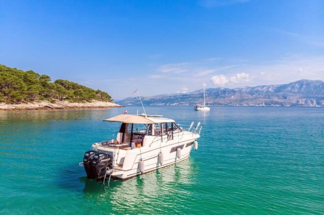 Private Speedboat Tours Sea Symphony - Included Amenities