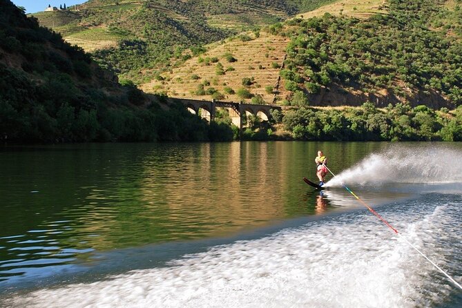 Private Speedboat With Water Activities in Pinhão - Availability and Operating Season
