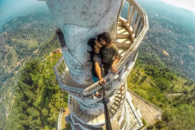 Private Sri Lanka Tour & Hike Experience to Ambuluwawa Tower - Highlights of the Private Sri Lanka Tour