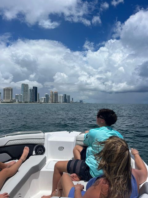 Private Star Island or Sandbar Boat Charter - Explore the Glamorous Star Island