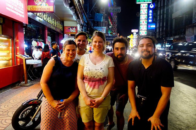 PRIVATE - STEET FOOD TOUR CHINA TOWN Incl. FOOD and Drinks - Price and Variation