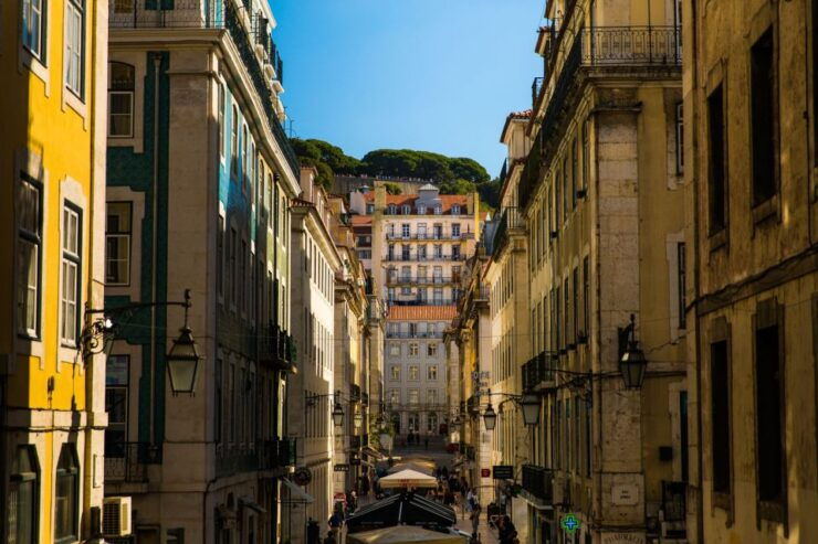 Private Street Art Tour in Lisbon - Experience Highlights