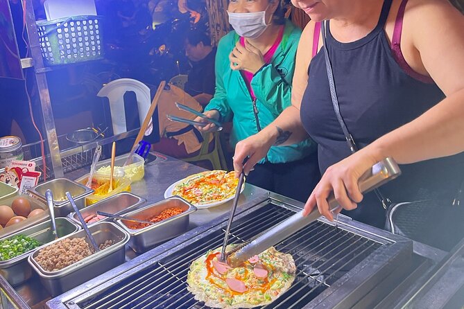 Private Street Food Discovery by Cyclo at Night in Ho Chi Minh - Cyclo Ride Through Ho Chi Minh