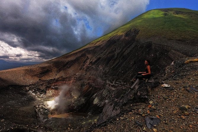 Private Sulawesi Trekking Mount Mahawu & Lokon From Manado - Trekking Highlights