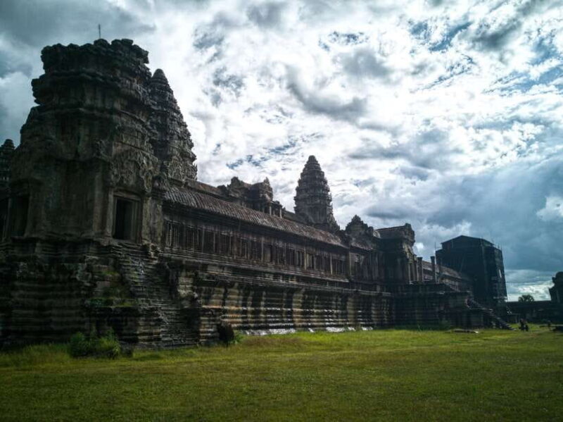 Private Sunrise Angkor Wat Tour - An In-Depth Look at the Tour