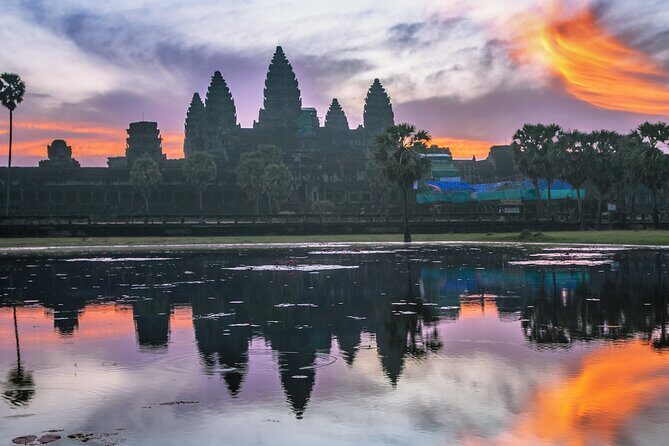Private Sunrise Angkor Wat Tour with pickup from your hotel - The Itinerary in Detail: What to Expect