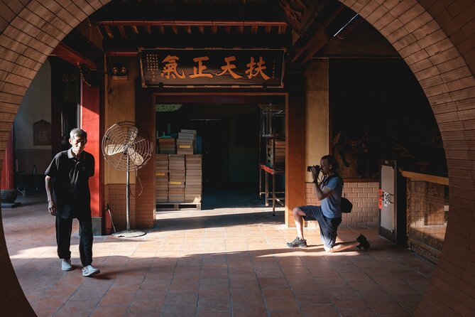 Private Sunrise Photography Tour - Down in Chinatown - Contact and Assistance