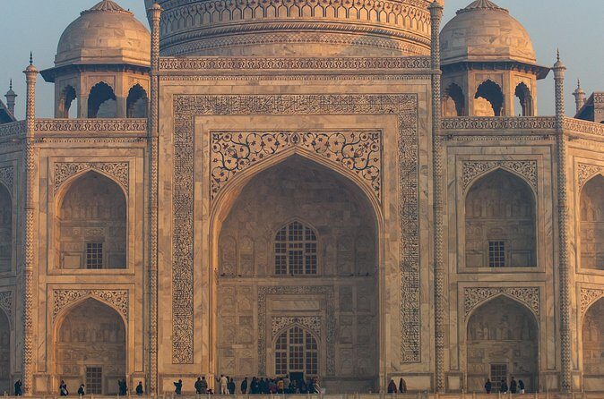 Private Sunrise Taj Mahal Tour from Delhi by Car - Exploring Local Arts & Souvenirs