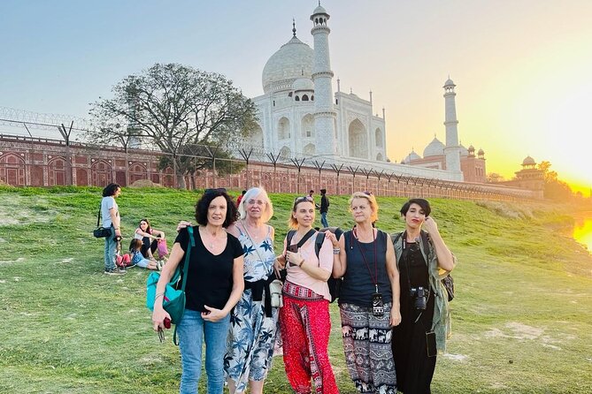 Private Sunrise Taj Mahal Tour From Delhi: Taj Mahal & Agra Fort - Pickup Locations & Additional Info