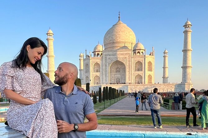 Private Sunrise Tour of Tajmahal and Agra Fort From Delhi - Itinerary Overview