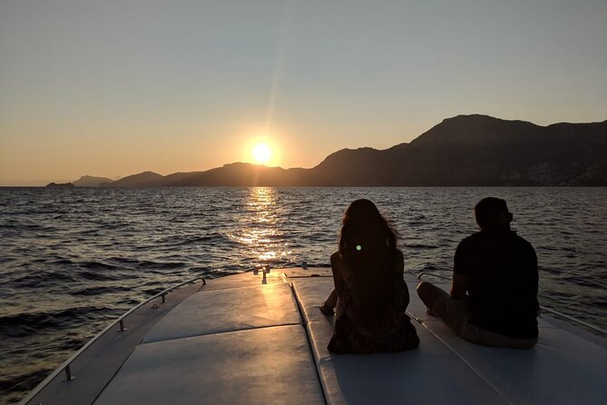 Private Sunset Cruise by Amazing Boat - Questions and Additional Information