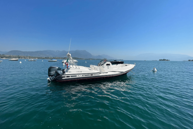 Private Sunset Cruise in Korcula With a ZAR 75 300HP - Boat Features and Comfort