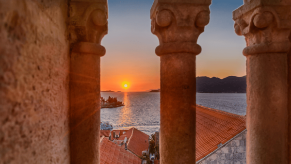 Private Sunset Cruise in Korcula With a ZAR 75 300HP - Moro (Stupe) Island: Beaches