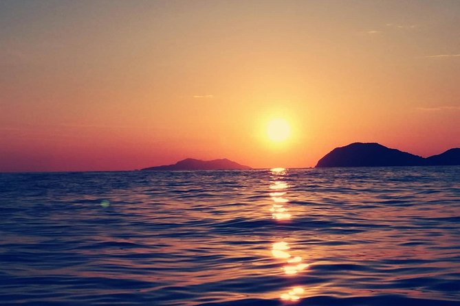 Private Sunset Cruise With Fisher 20 Speedboat - Meeting and Pickup