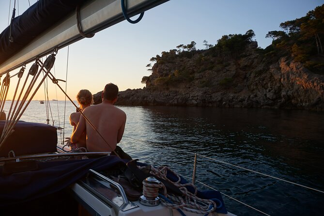 Private Sunset Sailing Tour Along the North Coast - Photos and Visuals