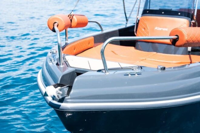 Private Sunset Tour Around Corfu Town With Flash Boat - Boat Specifications