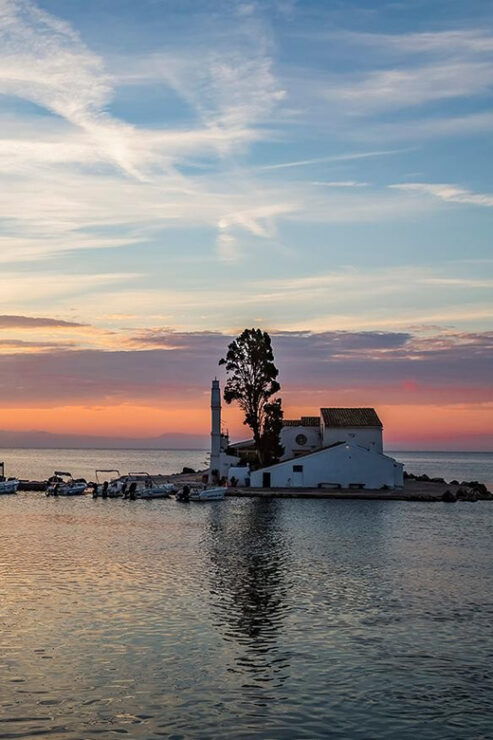 Private Sunset Tour Around Corfu Town With Victoria Boat - Detailed Itinerary