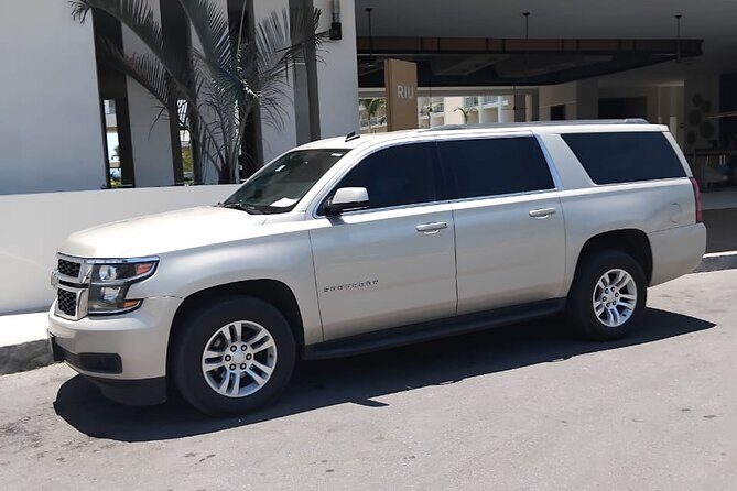 Private SUV RoundTrip from Airport to Hotels Pacific Area Zone 4 - Who Should Consider This Service?