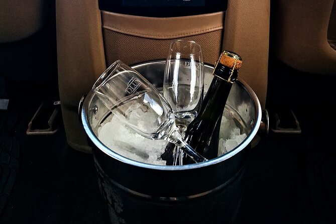 Private SUV Transfer From Cancun Airport to Hotel Zone - Meeting and Pickup Locations