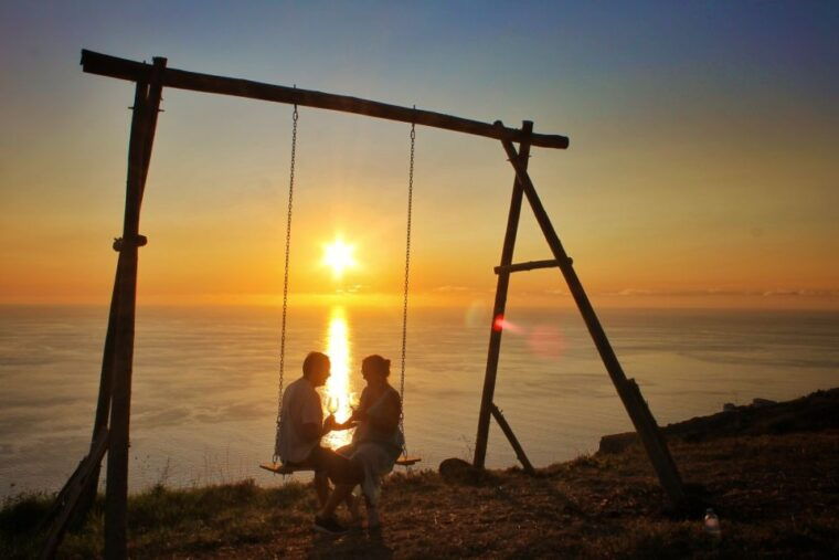 Private Swing Special place w/ Wine and Fruits 4x4 jipe tour - Analyzing the Value: Is It Worth It?