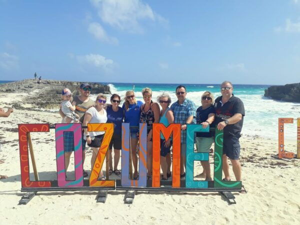 Private Tacos and Bar Hop Tour in Cozumel - Dining and Drinks