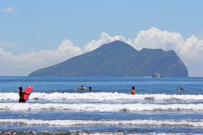 Private Taipei Day Trip: Kavalan Whisky, Yilan Craft Beer & Beach - Who Should Consider This Tour?