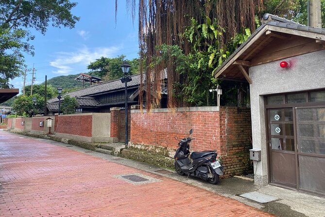 Private Taiwan Gold and Coal History Day Tour to Jiufen and Pingxi - Pricing and Payment Options