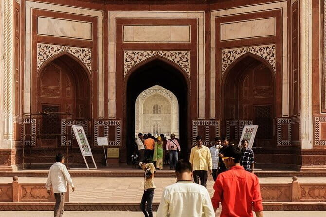 Private Taj Mahal & Agra Fort Guided Tour from Delhi - The Guide & Personal Attention