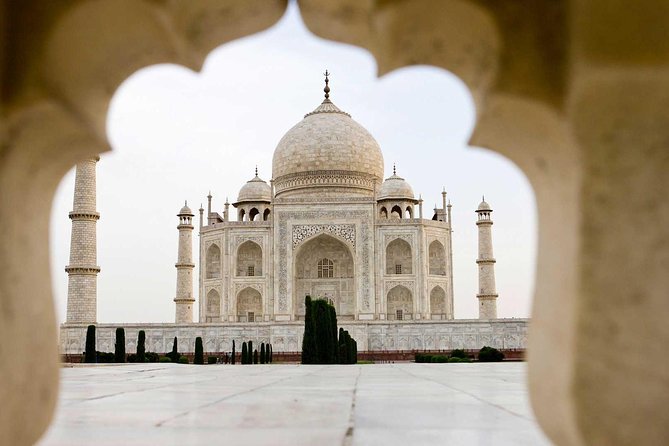 Private Taj Mahal and Henna Tour by Car - Tour Inclusions