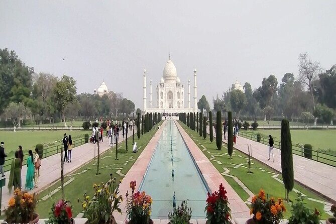 Private Taj Mahal Day Tour by Car from Delhi - All Inclusive - Good To Know