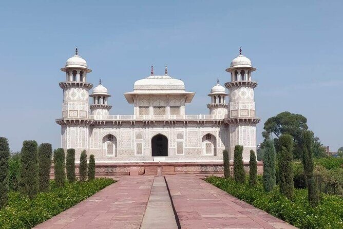 Private Taj Mahal Day Tour by Car from Delhi - All Inclusive - Who Is This Tour Best For?