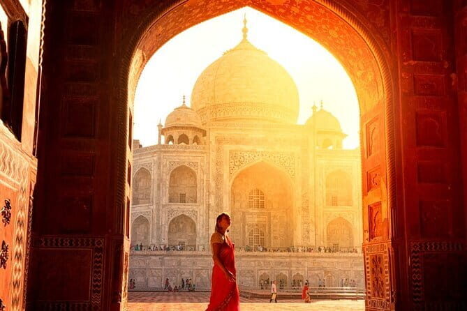 Private Taj Mahal Tour from Delhi by Gatimaan Express - Authentic Dining and Practical Details