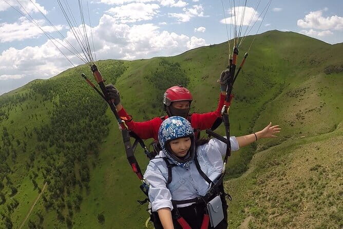 Private Tandem Paragliding Experience at Bayanzurkh Mountain - An In-Depth Look at the Paragliding Experience