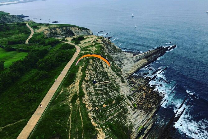 Private Tandem Paragliding Flight in Bizkaia - How to Book Your Private Tandem Paragliding Flight