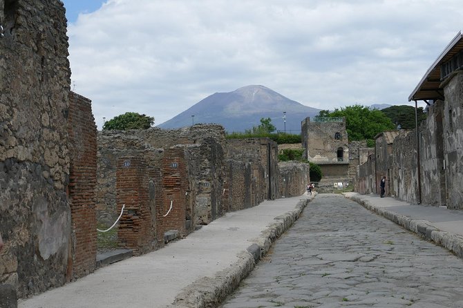 Private Tasfer With Pompeii Stop - Meeting and Pickup Information
