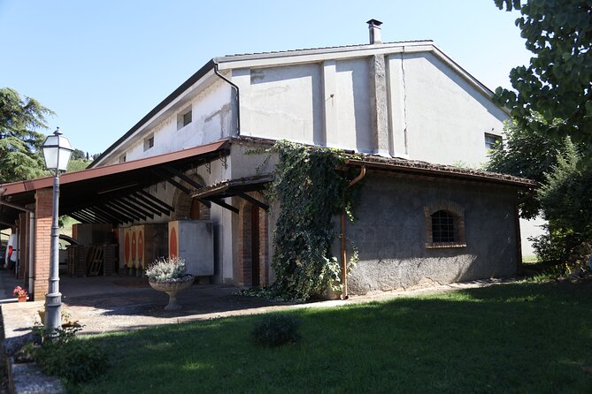 Private Tastings at the Colombina Agricultural Company - Details and Accessibility Information
