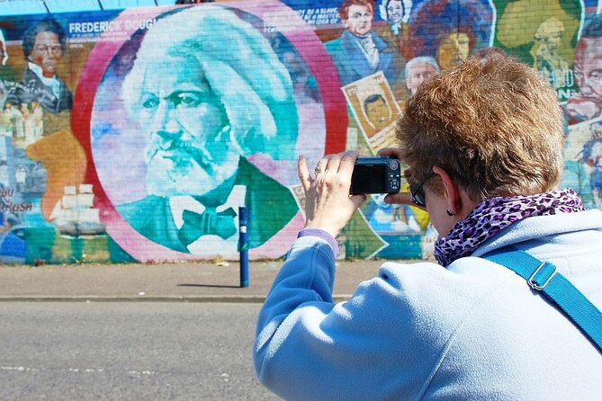 Private Taxi 2hrs Tour and Guide Murals and Political History - Pick-Up and Drop-Off Locations